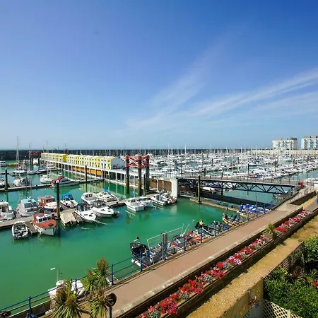 Britannia Harbour View - Parking - By Brighton Holiday Lets Exterior photo