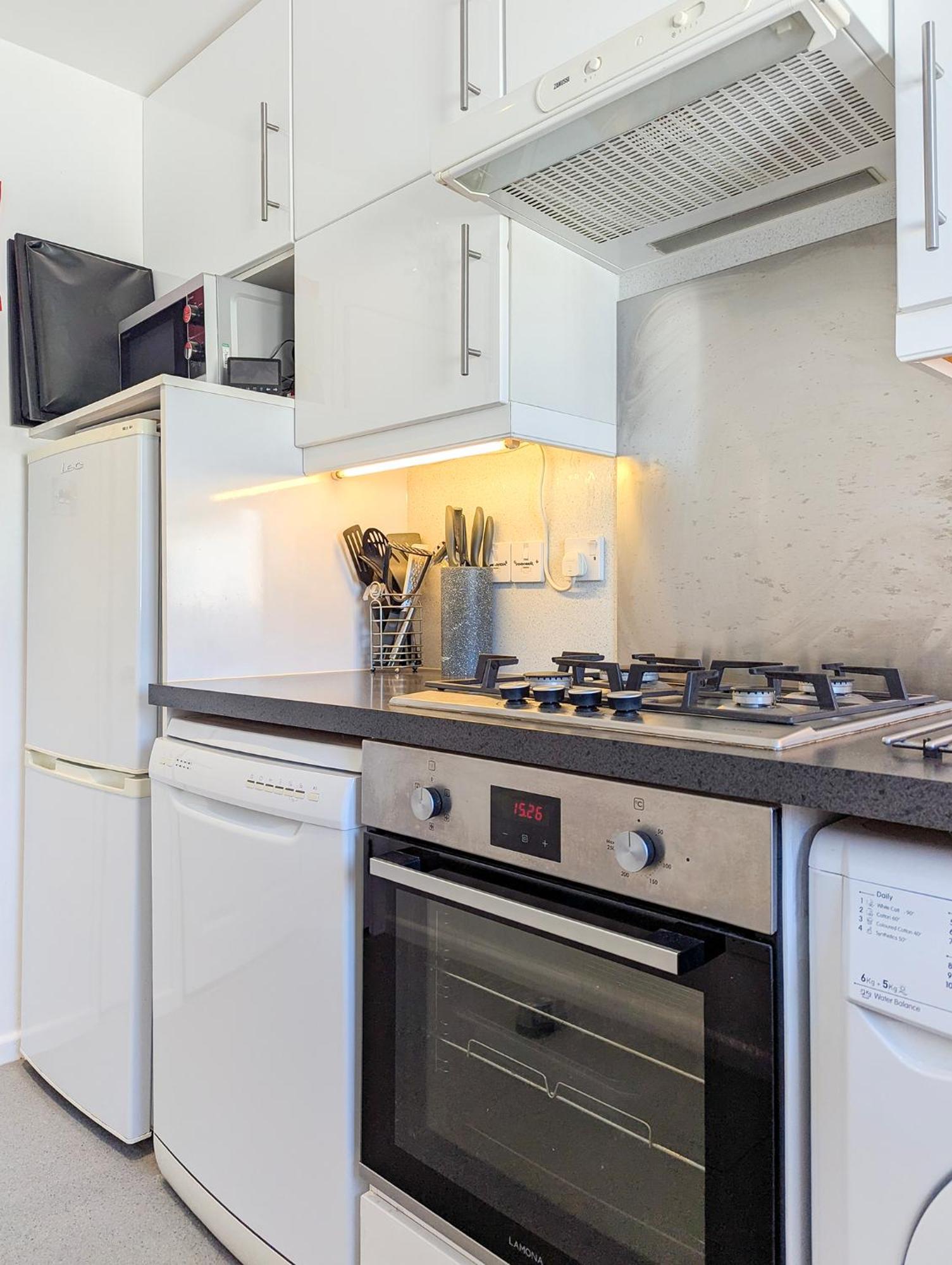 Apartment Britannia Harbour View - Parking - By Lets